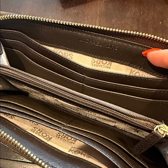 Michael Kors Signature Brown Key Card Holder wallet MK zip around designer - Picture 5 of 9